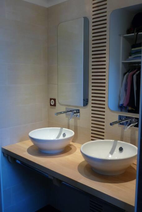 9 Pers 160 M² +Jardin- 10Mn Nantes -30Mn Mer Bouguenais Luaran gambar