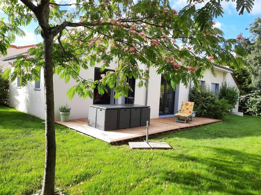 9 Pers 160 M² +Jardin- 10Mn Nantes -30Mn Mer Bouguenais Luaran gambar