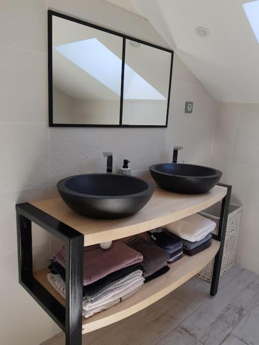 9 Pers 160 M² +Jardin- 10Mn Nantes -30Mn Mer Bouguenais Luaran gambar